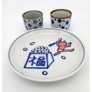 Daiso Japan Plate Saucer With 2 Sake Tea Cups Set Ceramic Cat Coins Blue Flowers